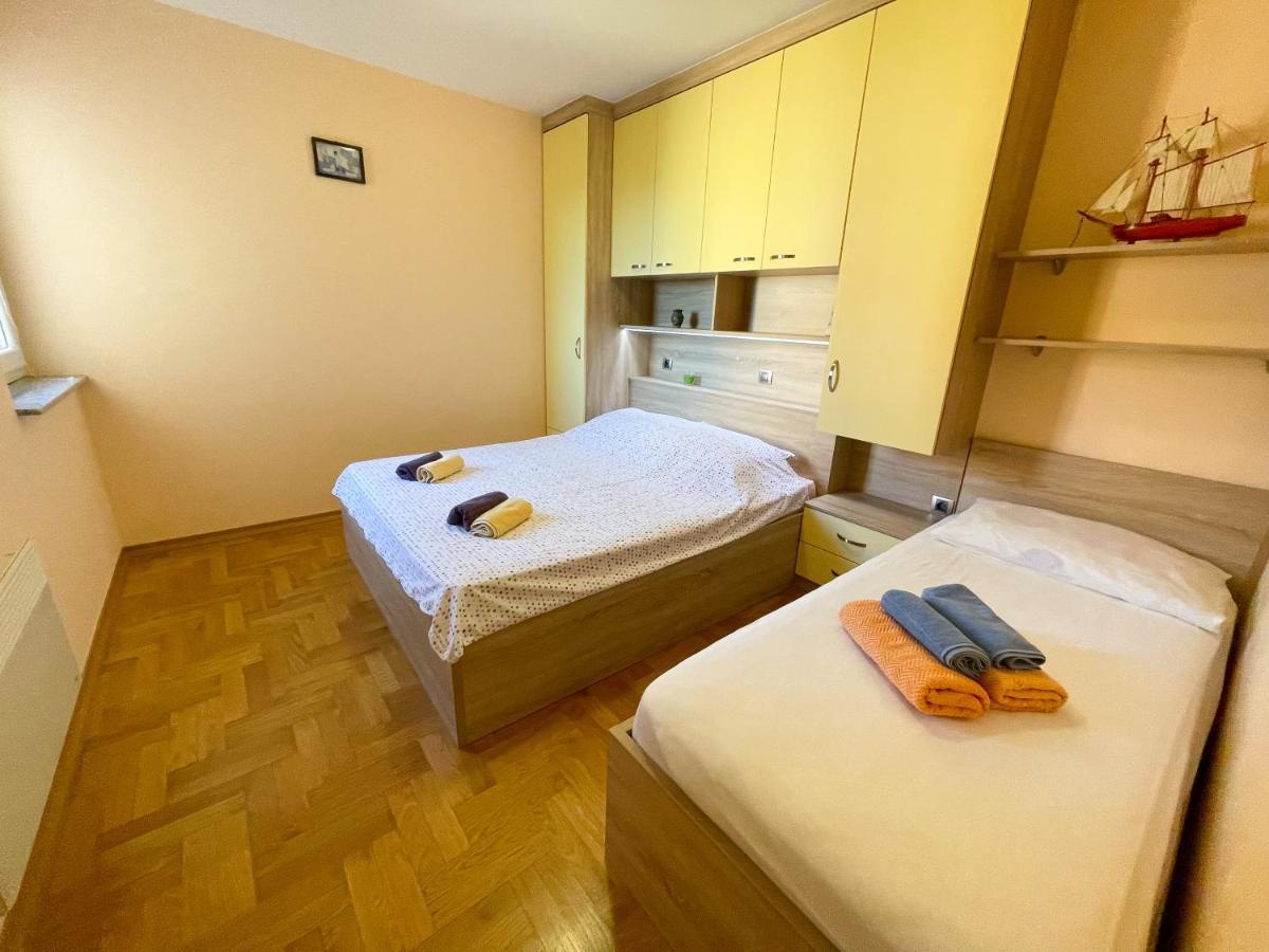Apartmani Josip 德拉马利 外观 照片